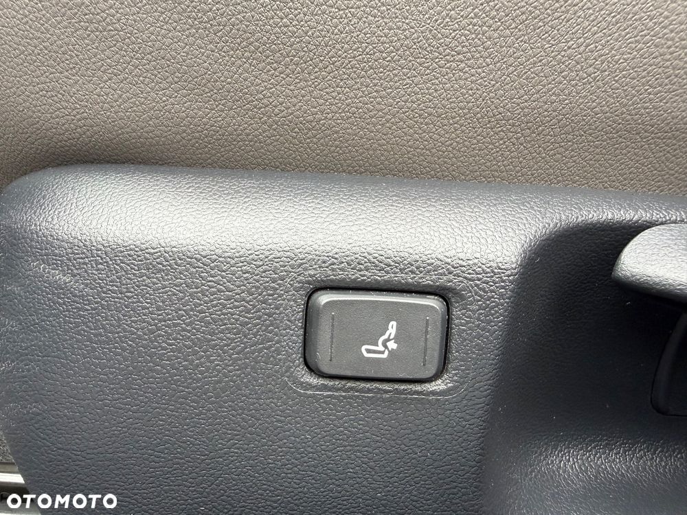 Toyota Corolla 1.8 Hybrid Executive - 30