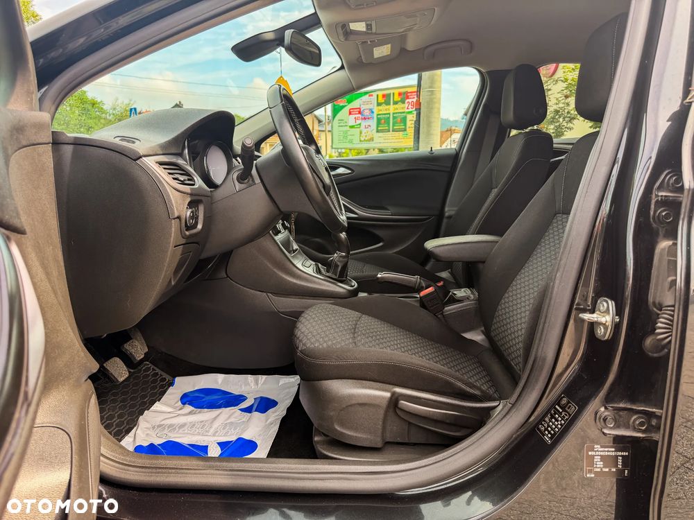Opel Astra 1.4 T Enjoy - 21