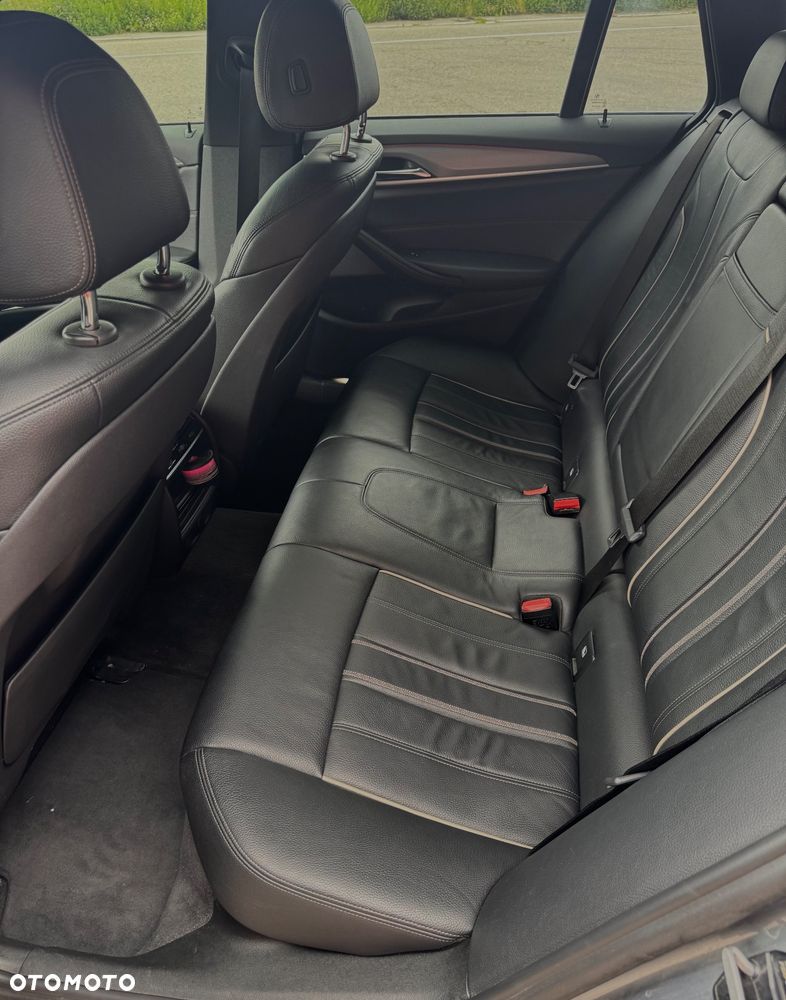 BMW Seria 5 520d xDrive M Sport sport - 19
