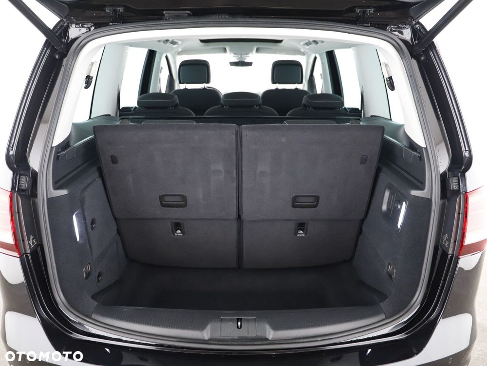 Volkswagen Sharan 1.4 TSI BMT Comfortline DSG - 24