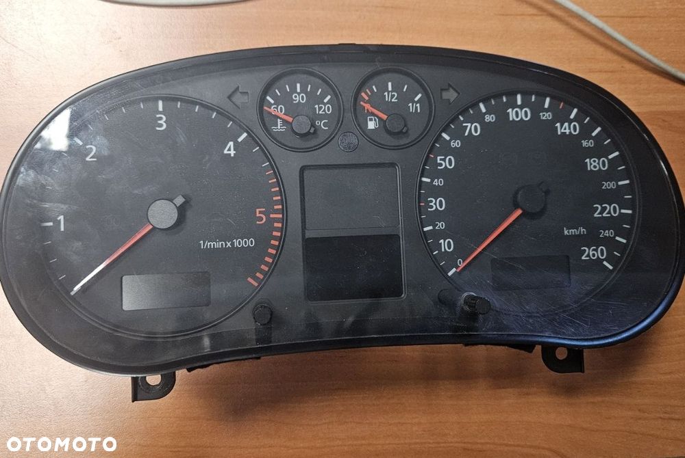 Licznik zegary Audi A38L / A3 8L / diesel automat