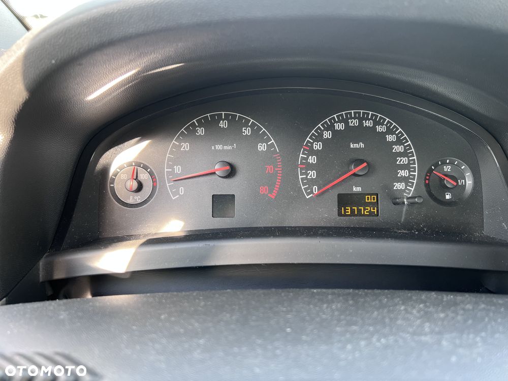 Opel Vectra 1.8 - 28