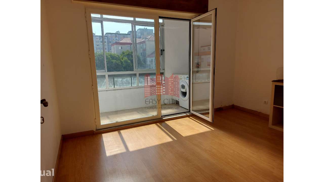 Apart T1+1 | 59 M2 | Reboleira | Amadora - Grande imagem: 4/14