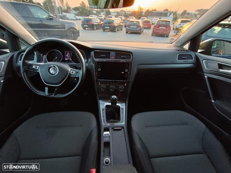 VW Golf Variant 1.6 TDi Confortline - 7