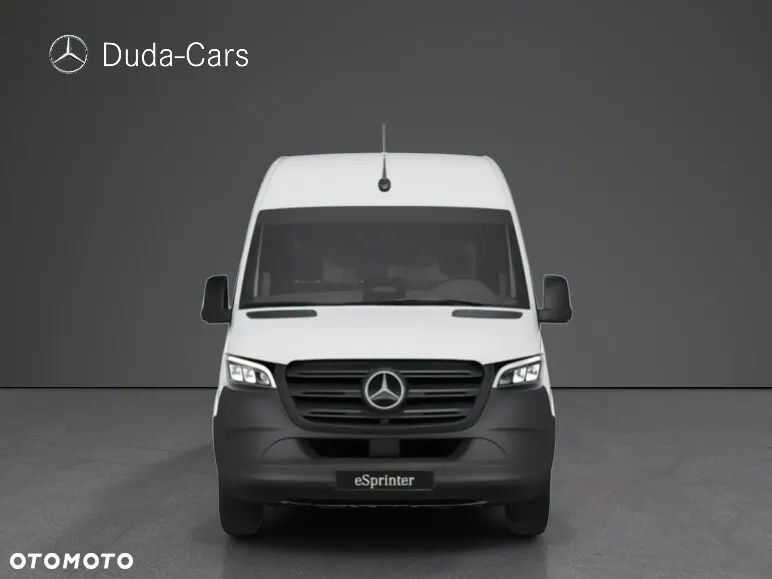 Mercedes-Benz eSprinter 320 furgon długi PRO - 5