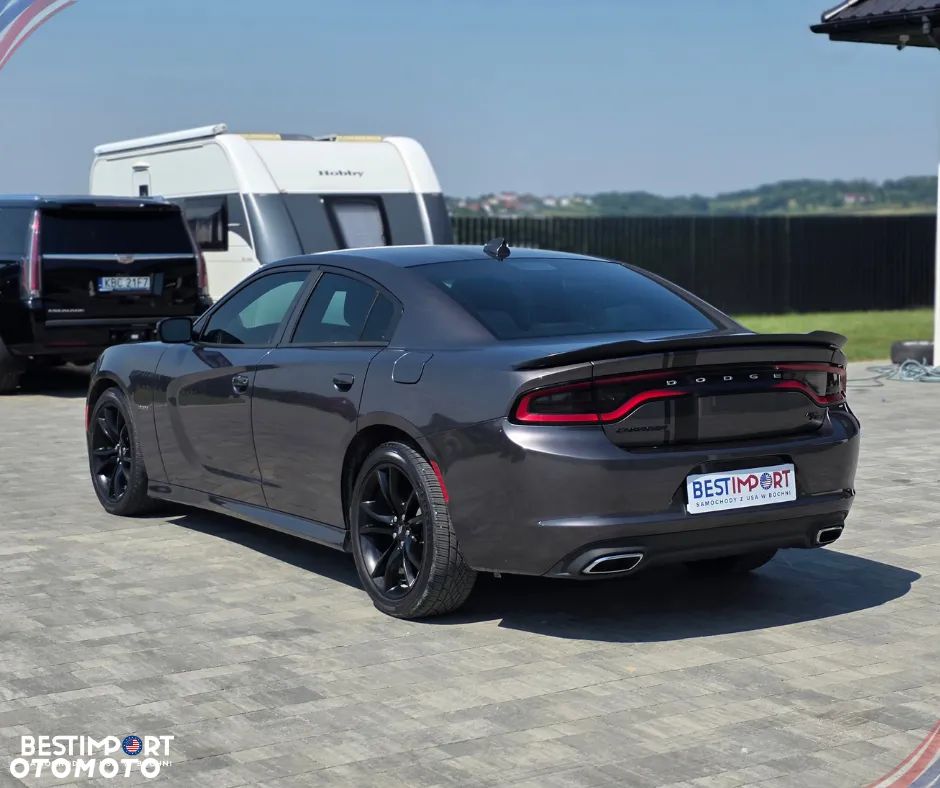 Dodge Charger - 8