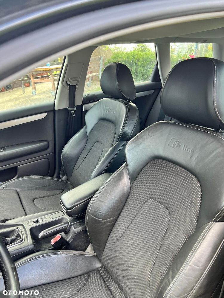 Audi A4 Avant 3 - 13