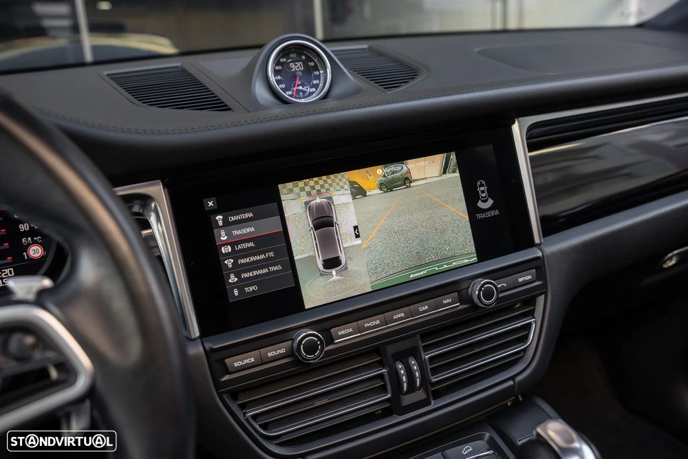 Porsche Macan Turbo PDK - 21