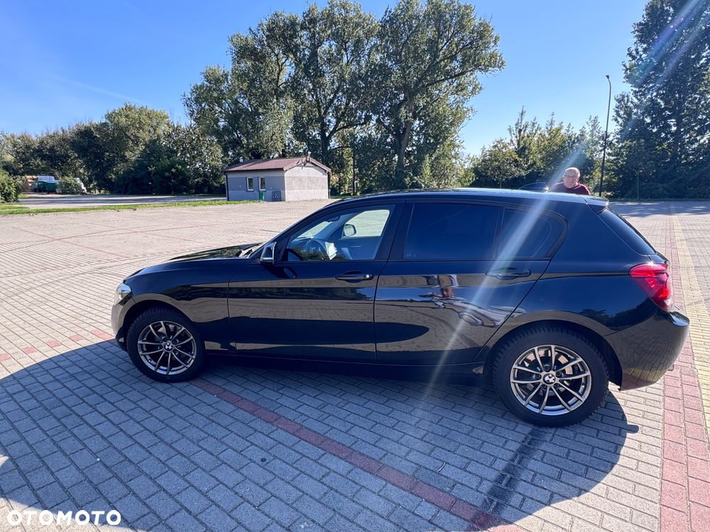 BMW Seria 1 120d - 6