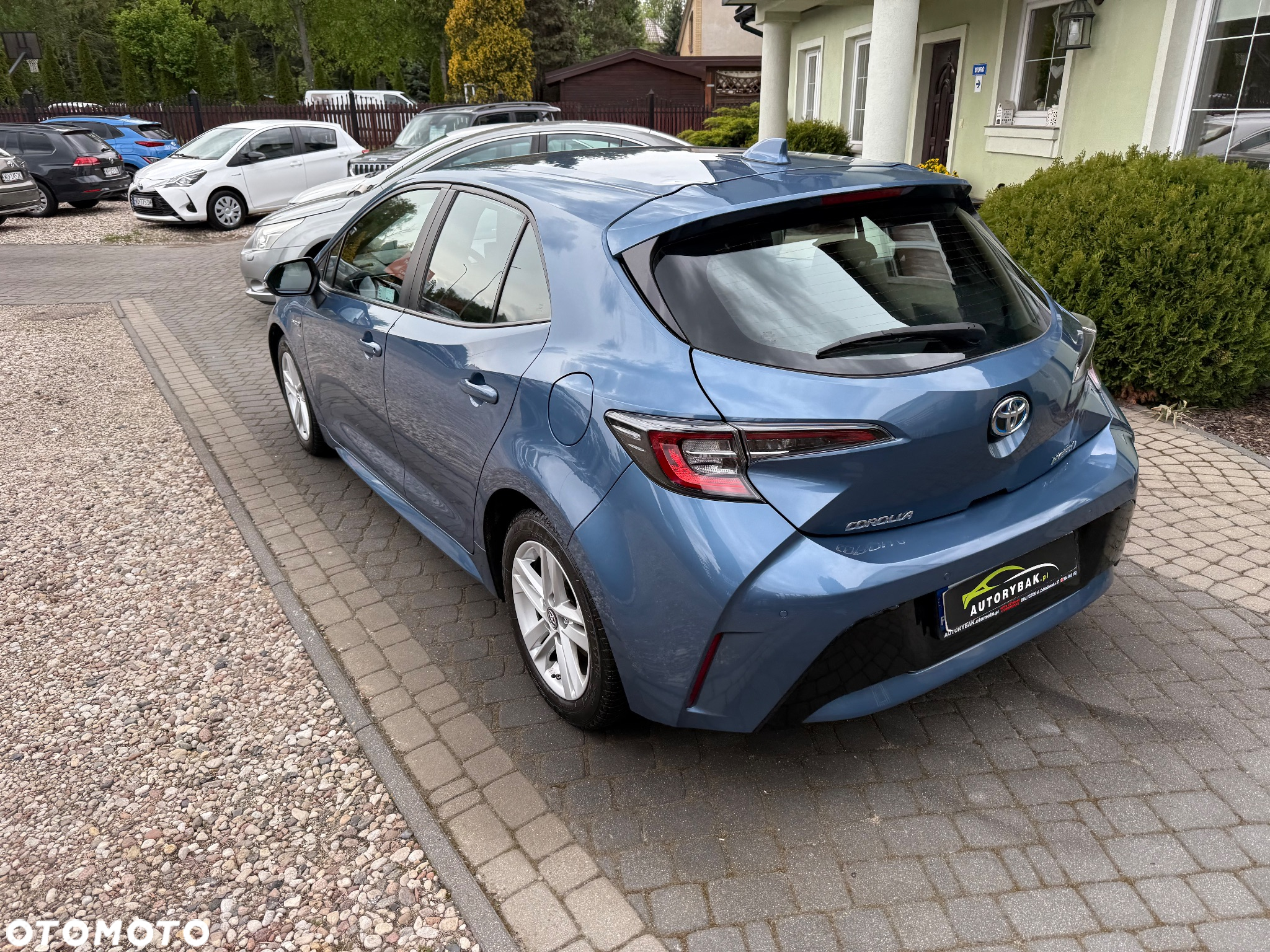 Toyota Corolla 1.8 Hybrid Comfort - 38