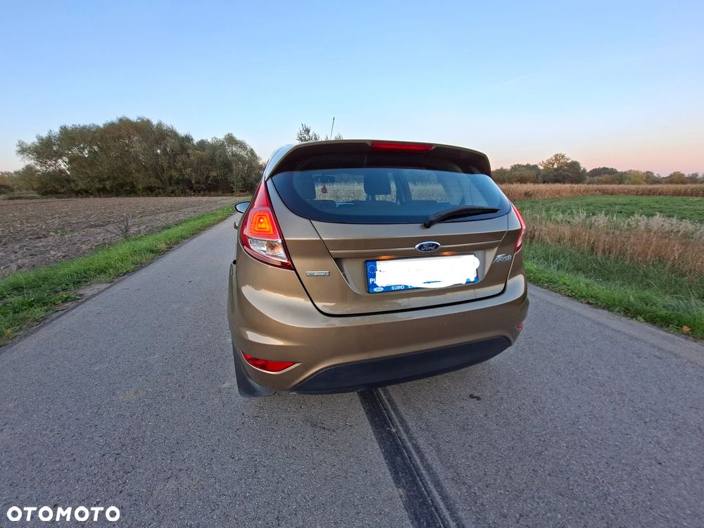 Ford Fiesta - 5