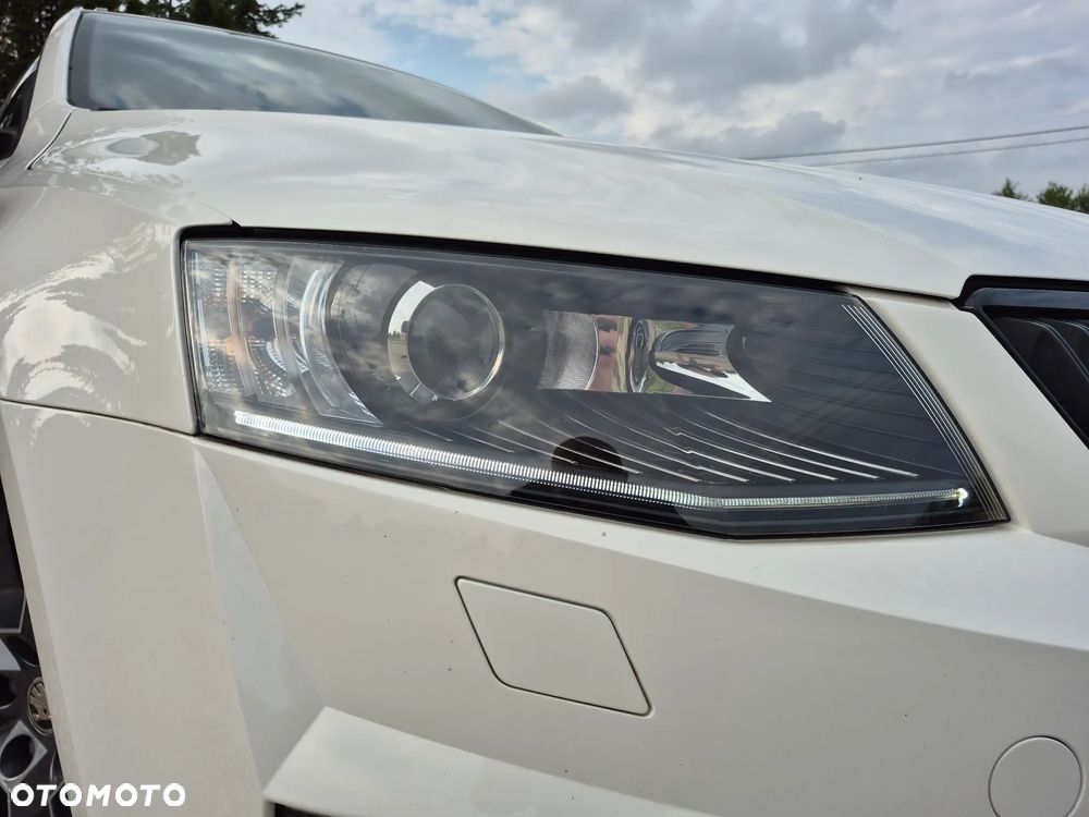Skoda Octavia 2.0 TDI RS DSG - 36