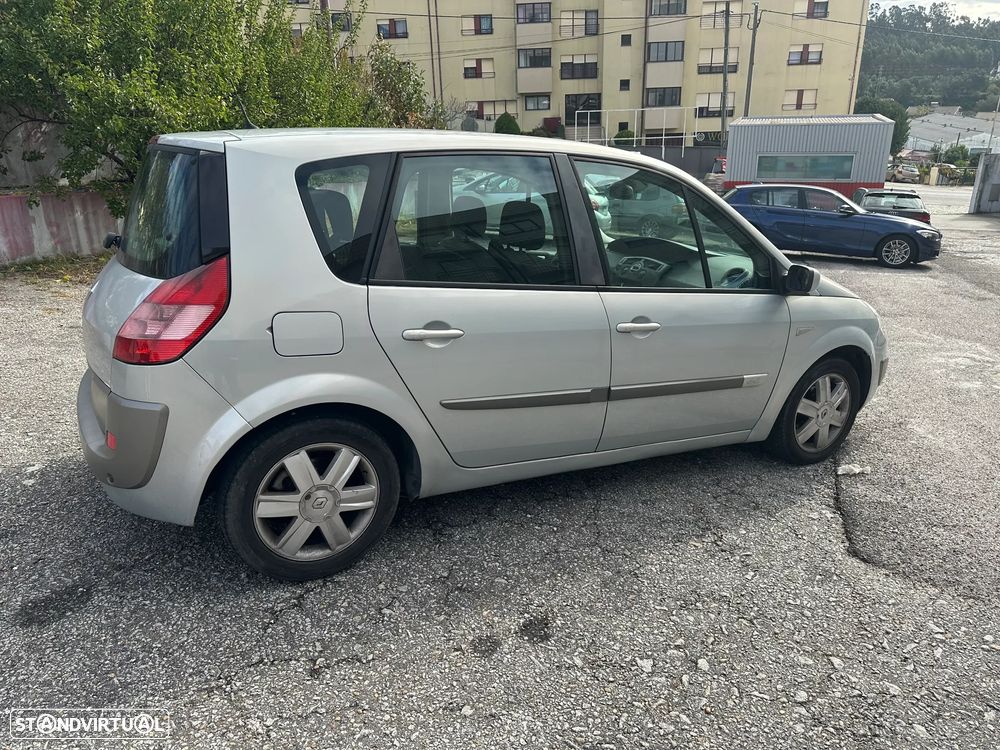Renault Scénic 1.5 dCi Confort Privilége - 8