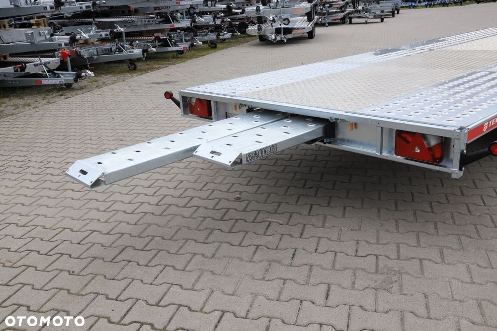 TEMARED CAR DECK 6021/3 S 3,5T 604x215cm  Wypełnienie blachą aluminiową 3 osie DMC 3500kg Koła 195R13C - 14
