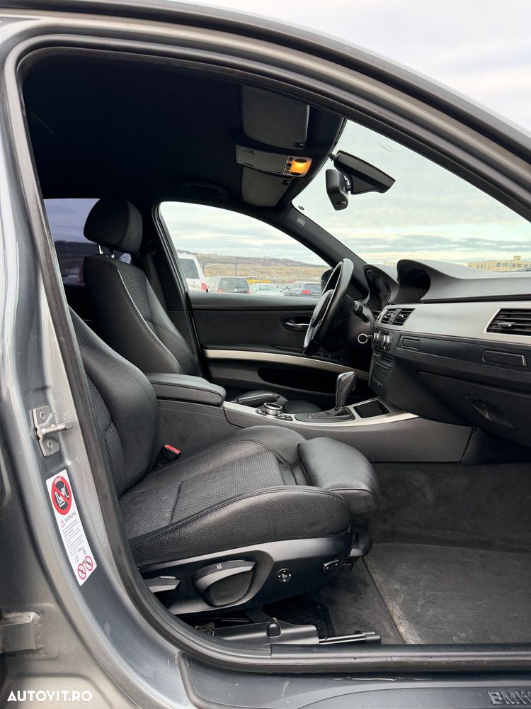 BMW Seria 3 320d DPF Aut. - 13