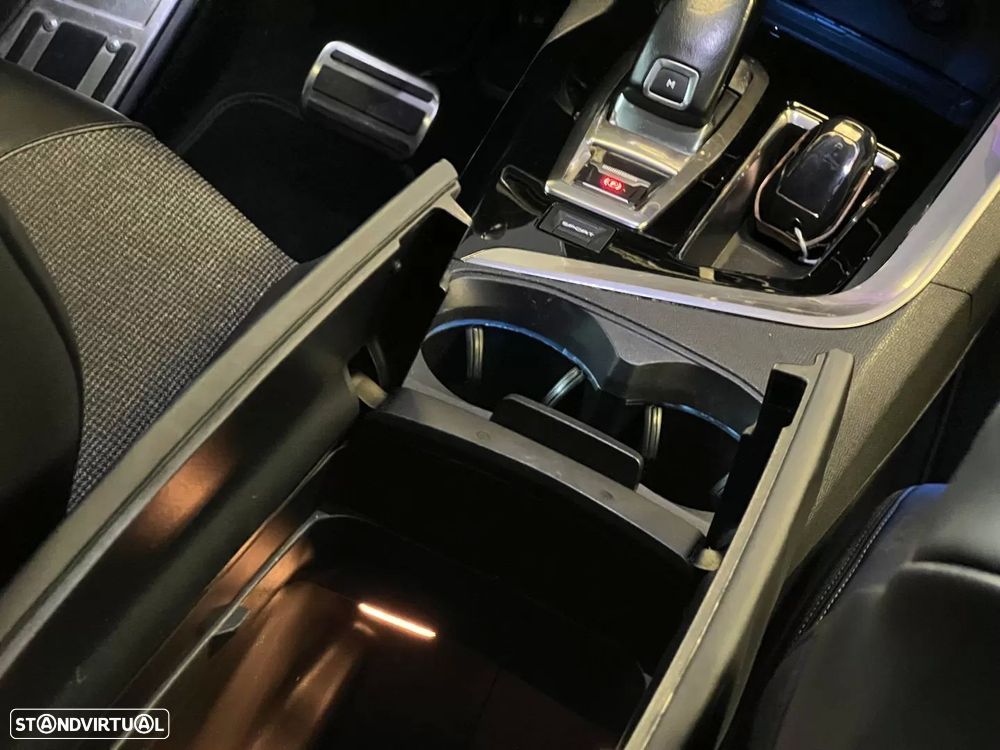 Peugeot 3008 1.5 BlueHDi GT Line EAT8 - 40