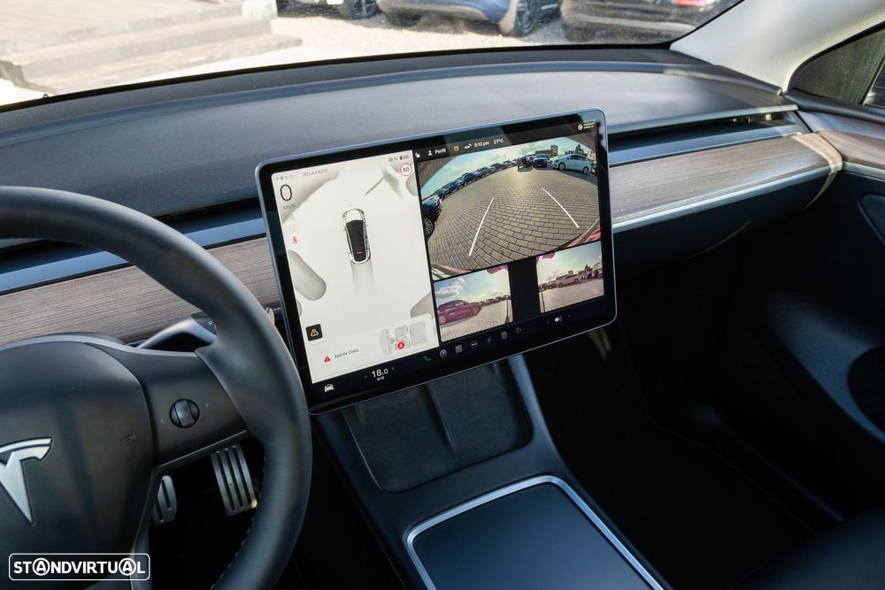 Tesla Model Y Performance Dual Motor AWD - 19