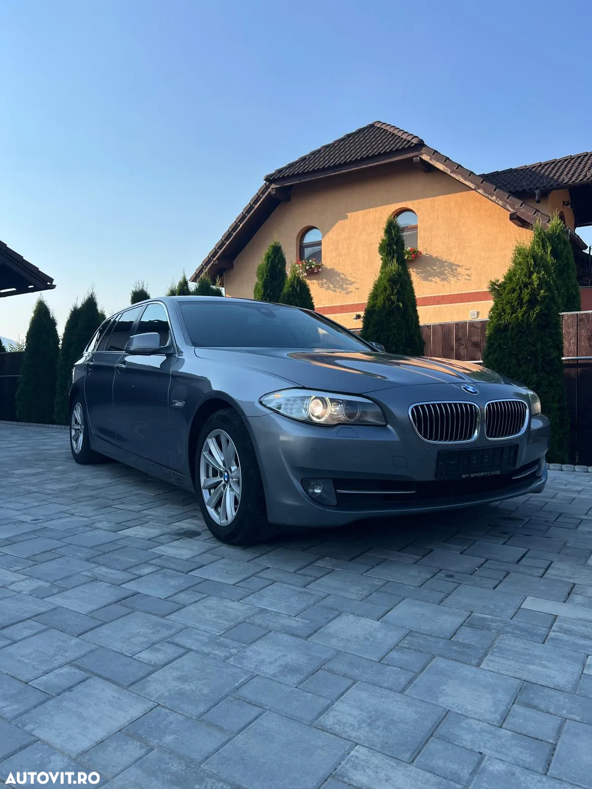 BMW Seria 5 520d - 2