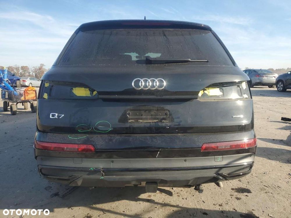 Audi Q7 - 3