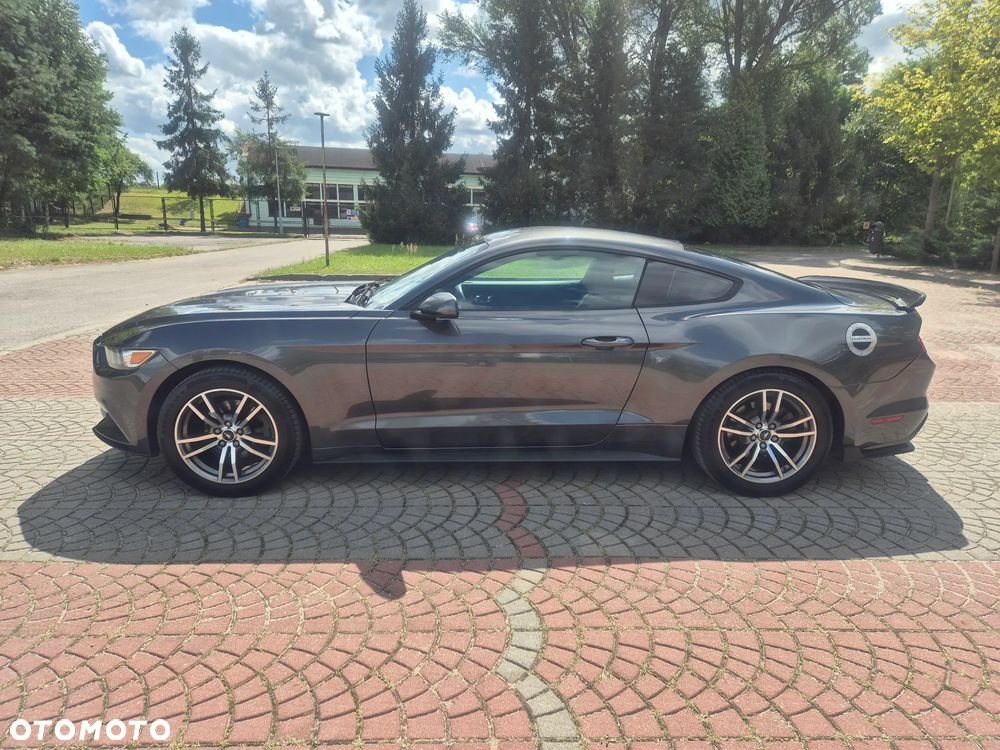 Ford Mustang 3.7 V6 - 2