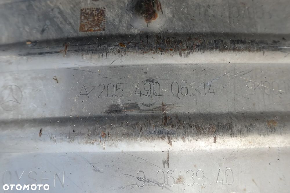 TŁUMIK ŚRODKOWY MERCEDES W205 2.2 CDI 17r. A2054900614 - 3