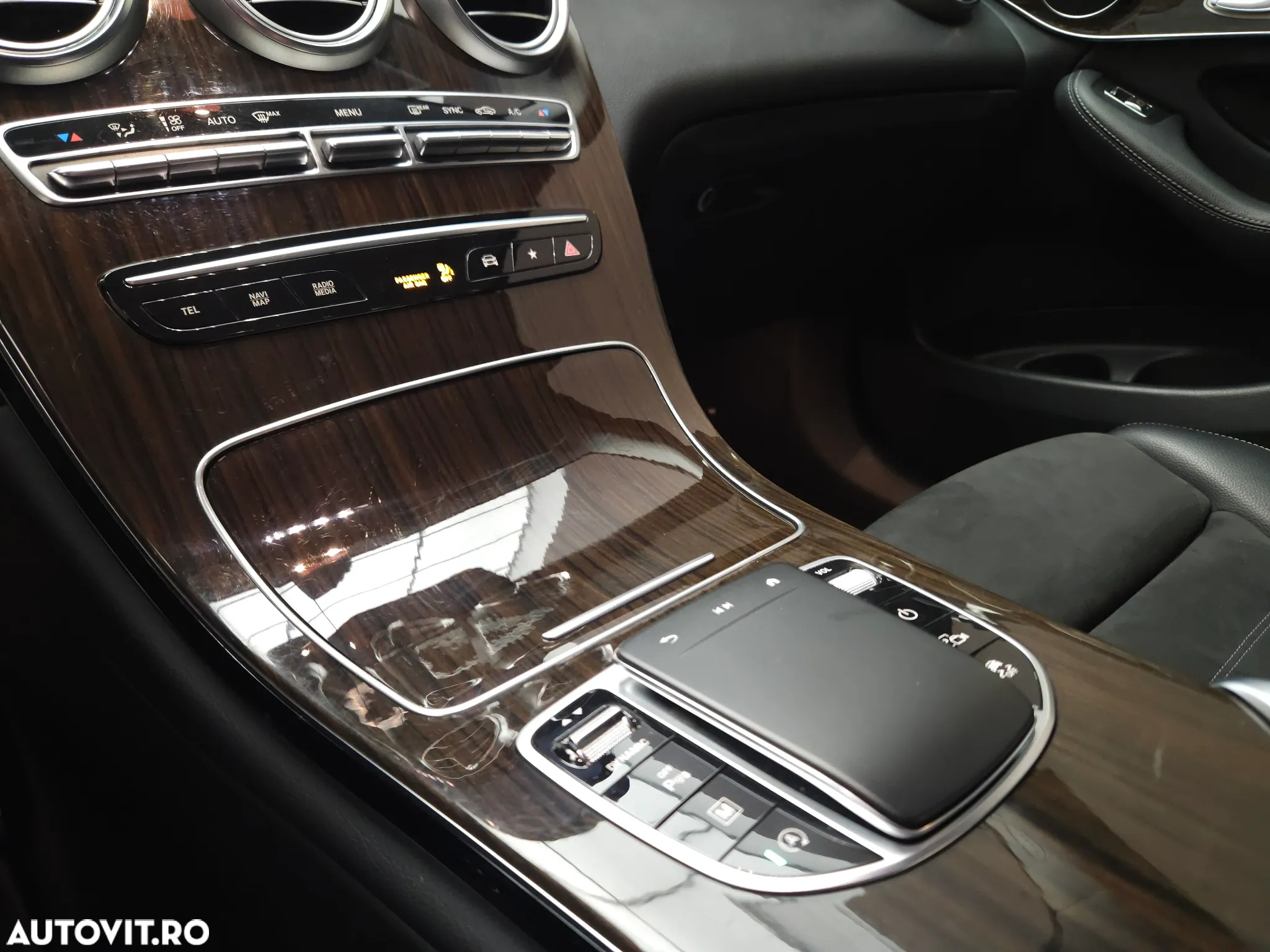 Mercedes-Benz GLC 200 4MATIC MHEV - 20
