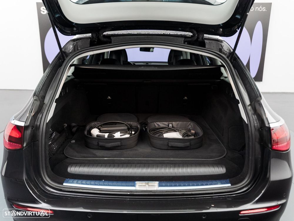 Mercedes-Benz E 300 - 11