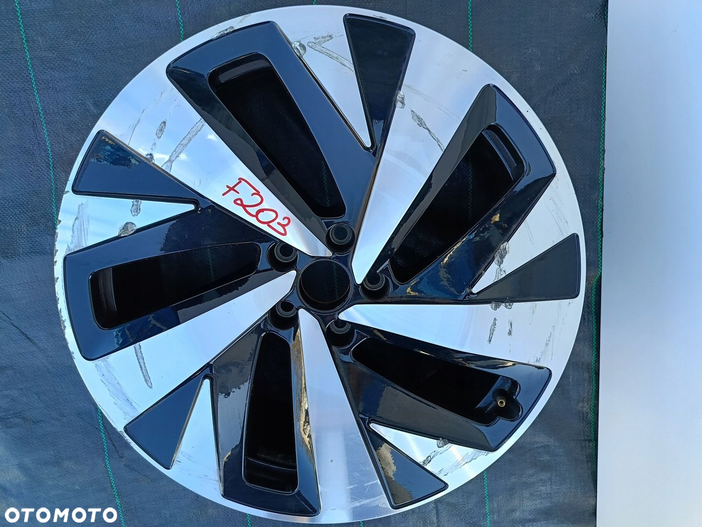 FELGA ALUMINIOWA VW ID3 ID.3 ID4 ID.4 8.0"x20" 5X112 ET45 11A601025A - 4