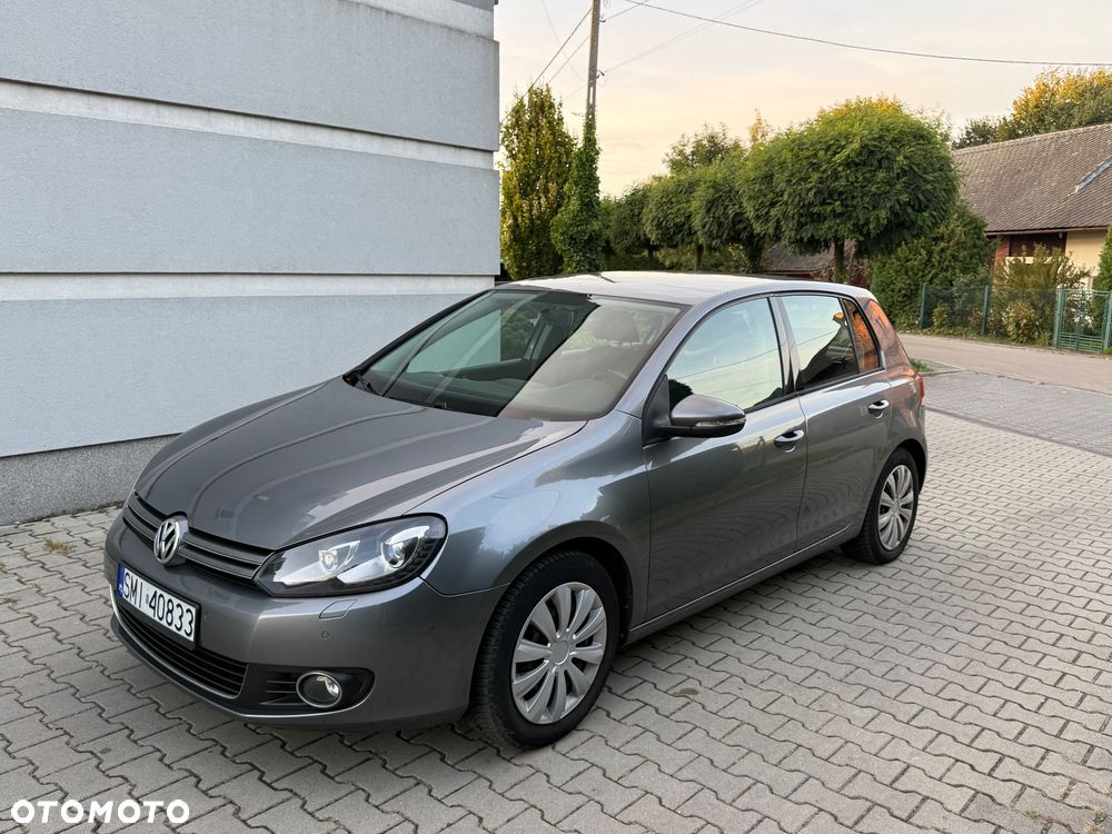 Volkswagen Golf - 2