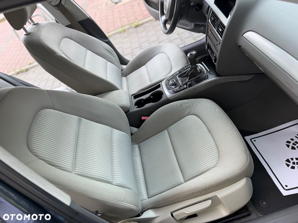 Audi A4 Limousine - 23