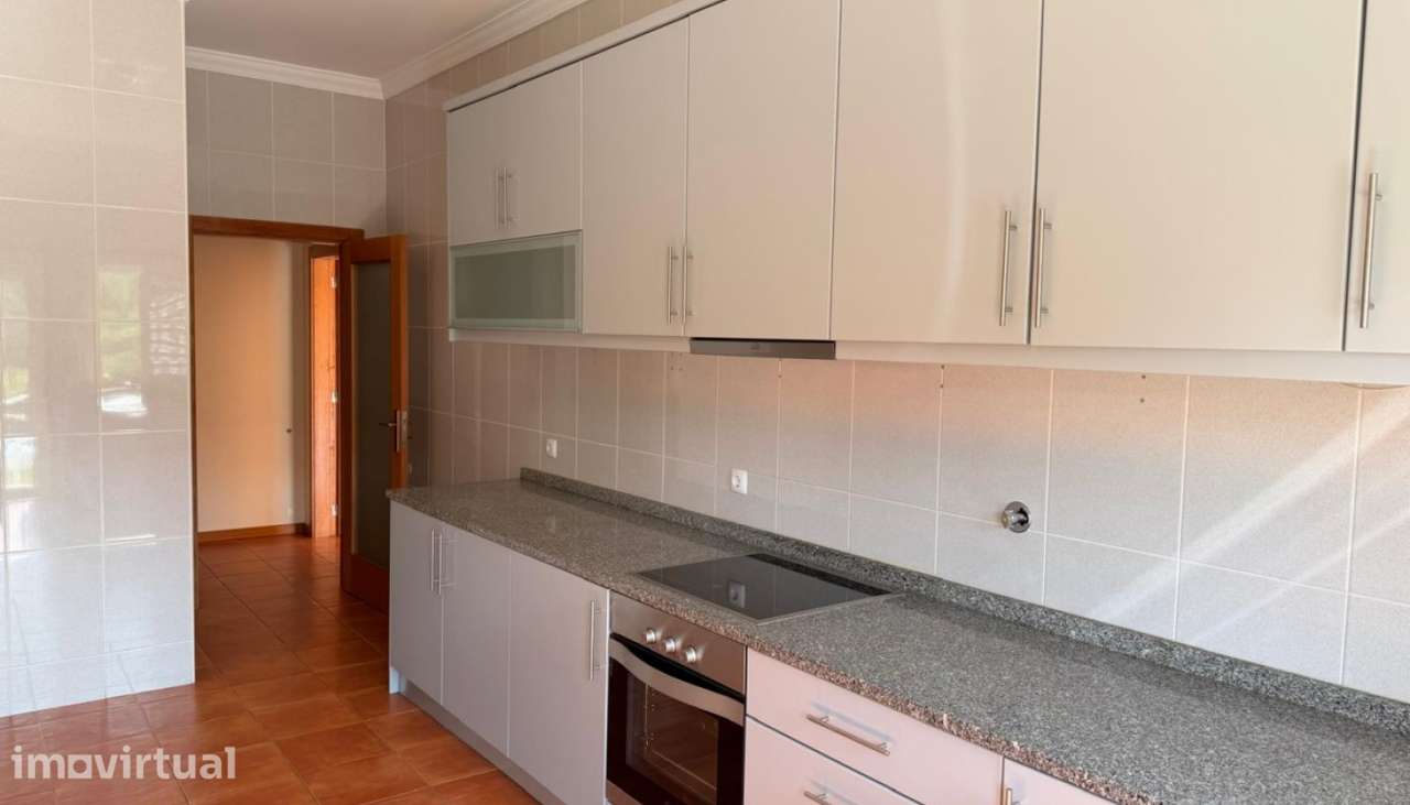 Venda Apartamento T3, Vila Boa do Bispo, Marco de Canaveses - Grande imagem: 2/22