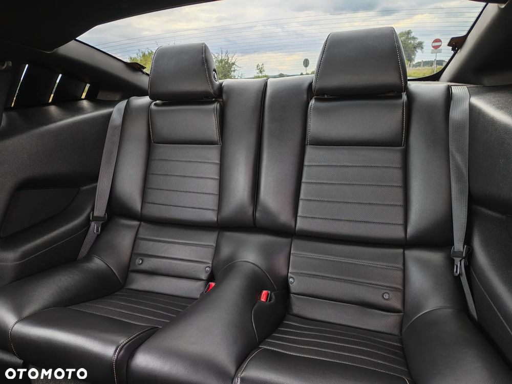 Ford Mustang 3.7 V6 - 16