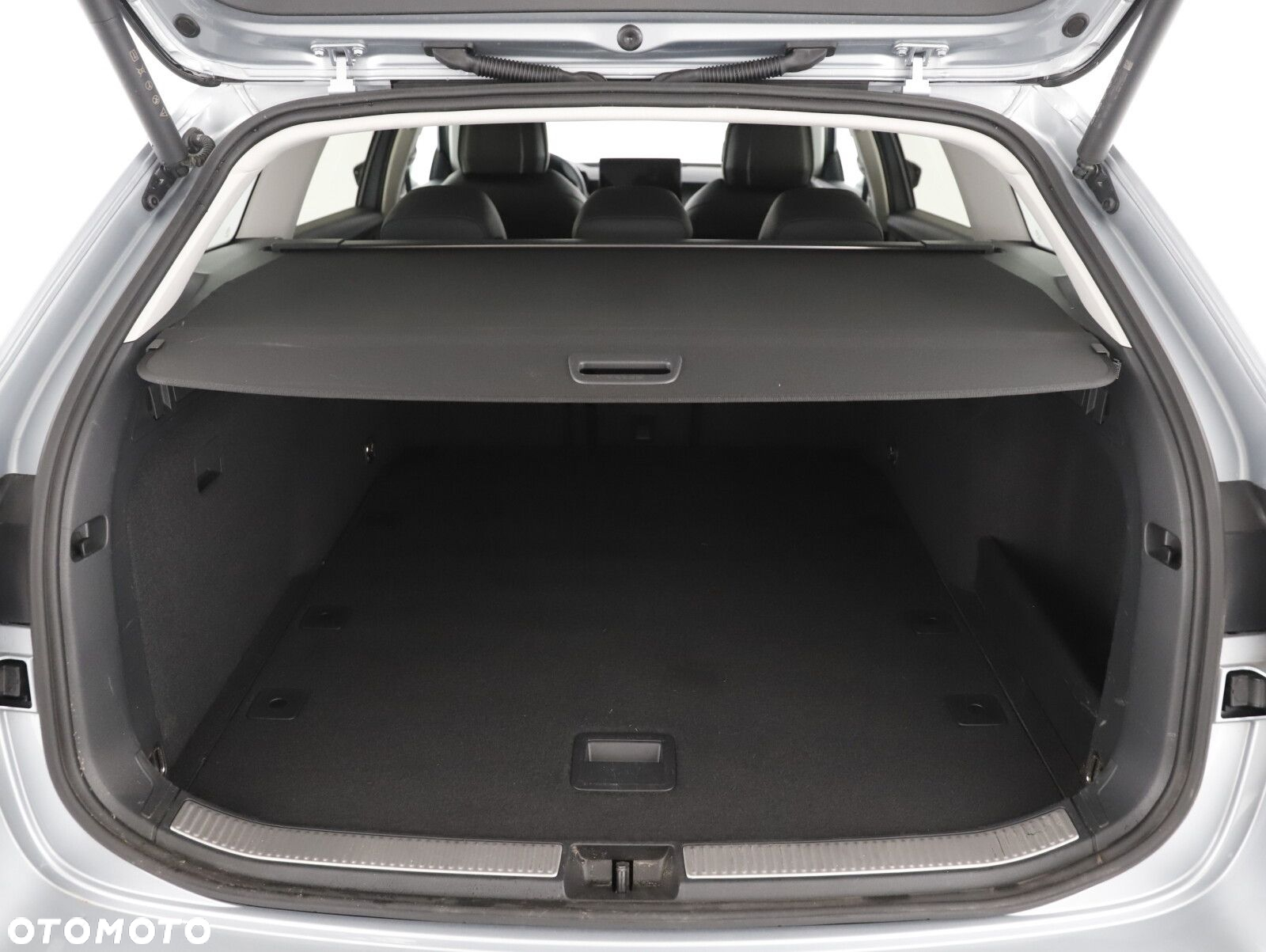 Skoda Superb 1.5 TSI L&K DSG - 26