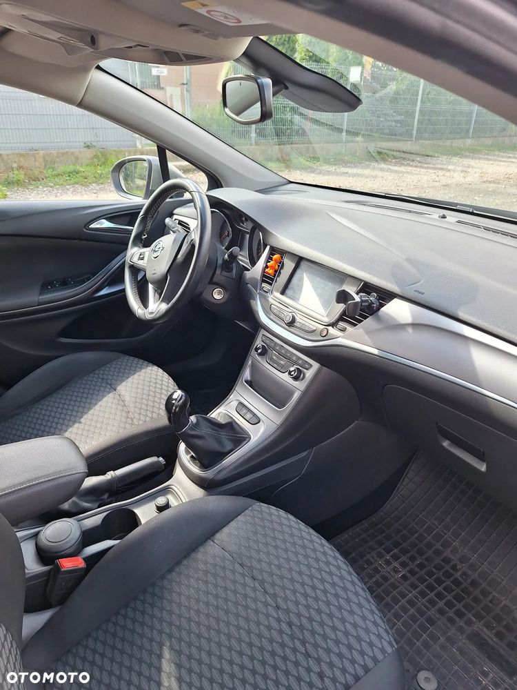 Opel Astra - 6