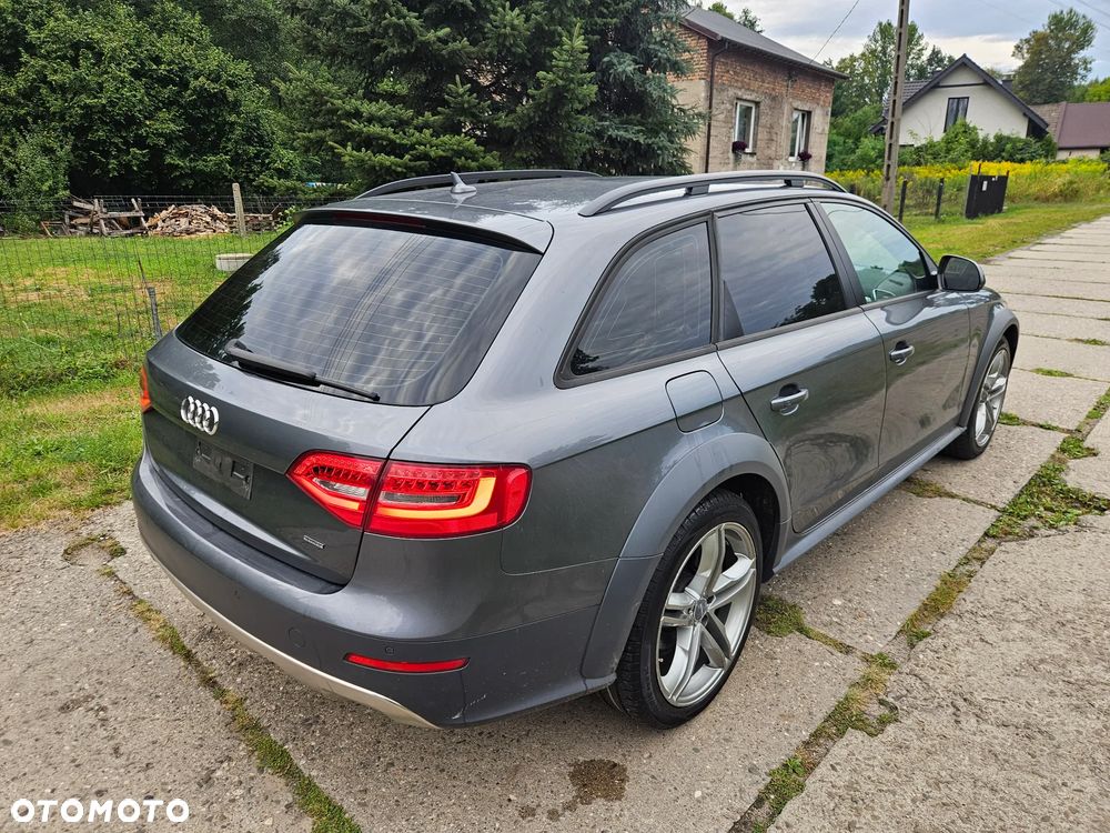 Audi A4 Allroad - 2