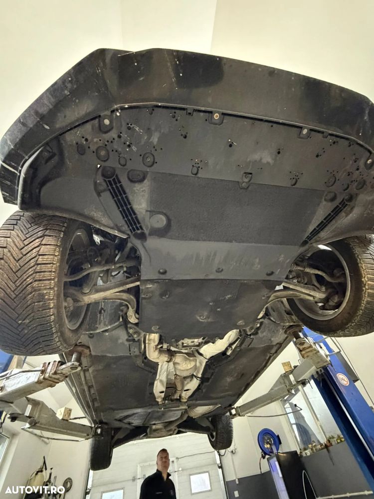 Audi A4 Avant 35 TDI S tronic - 31