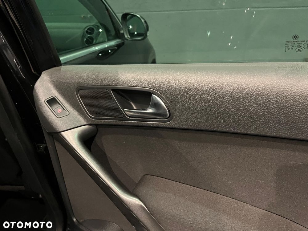 Volkswagen Tiguan 2.0 TDI 4Mot Sport&Style - 25