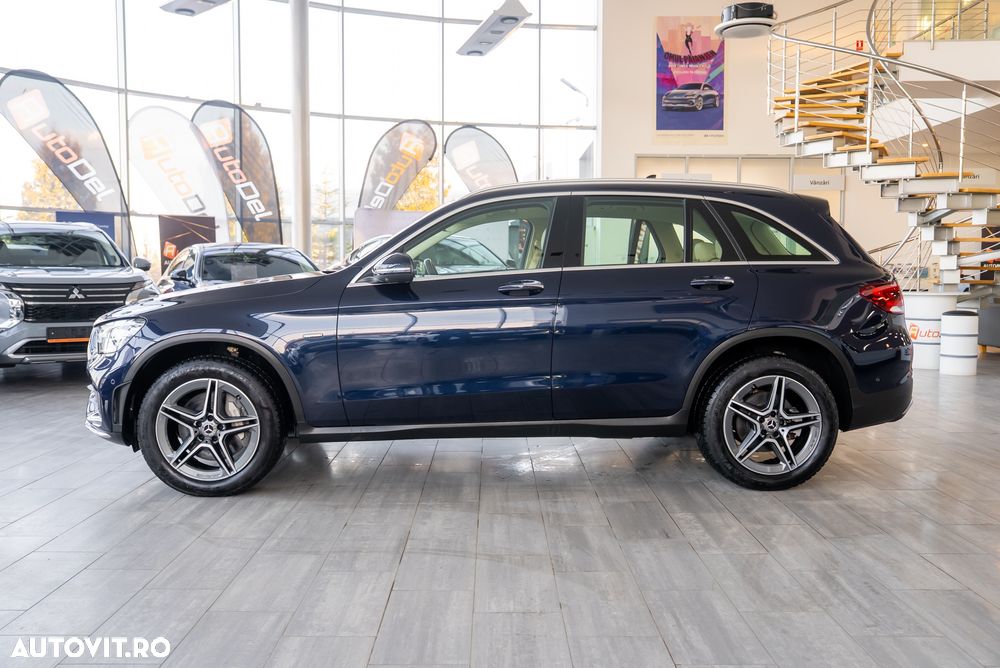Mercedes-Benz GLC 300 e 4MATIC - 12
