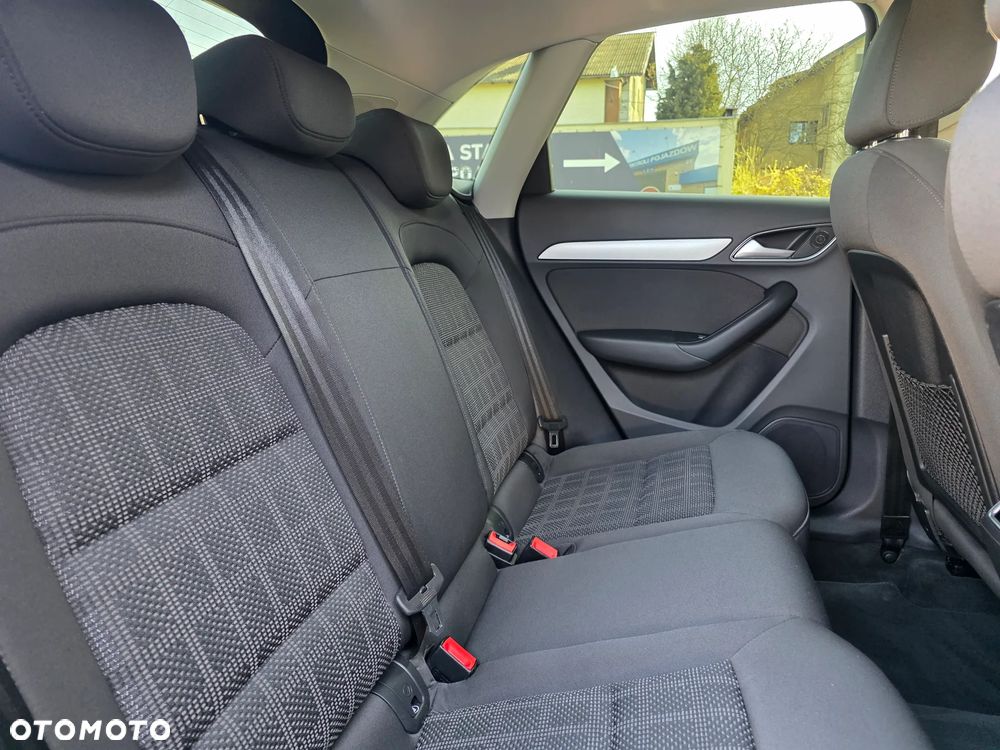 Audi Q3 1.4 TFSI Sport S tronic - 24