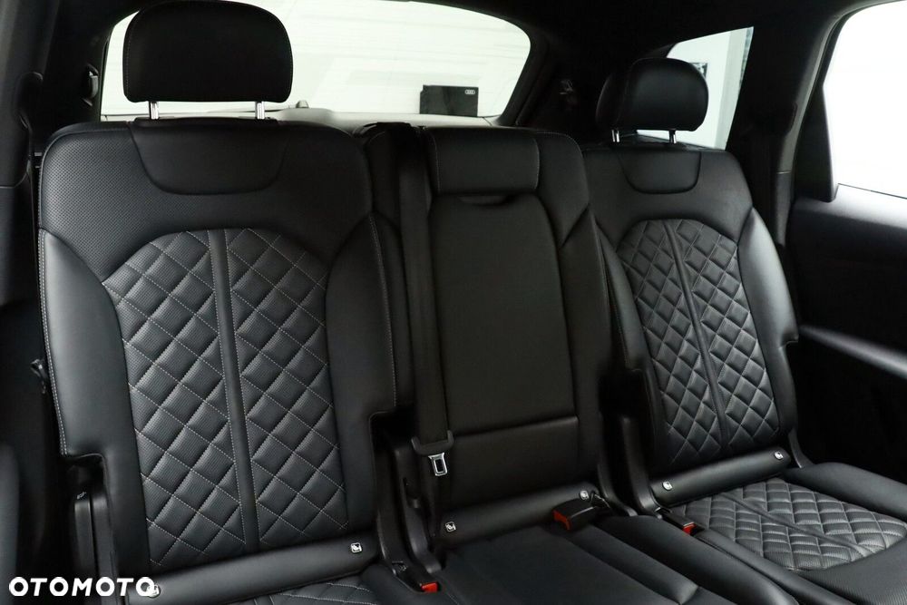 Audi Q7 45 TDI mHEV Quattro S Line Tiptr - 16
