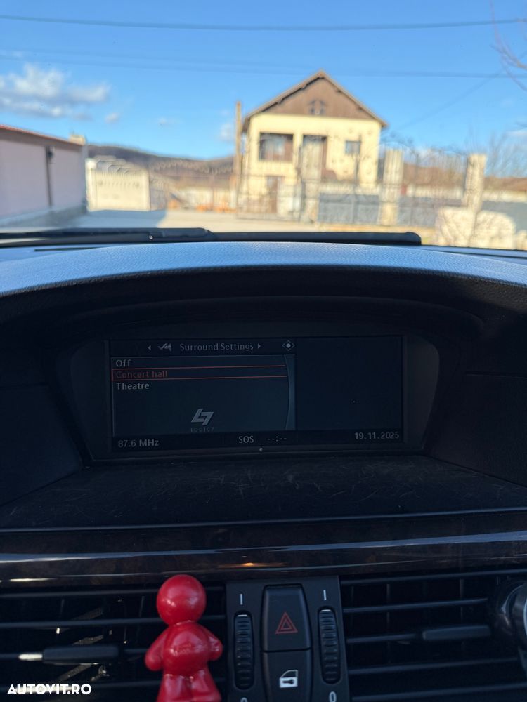 BMW Seria 5 530d Aut. - 13