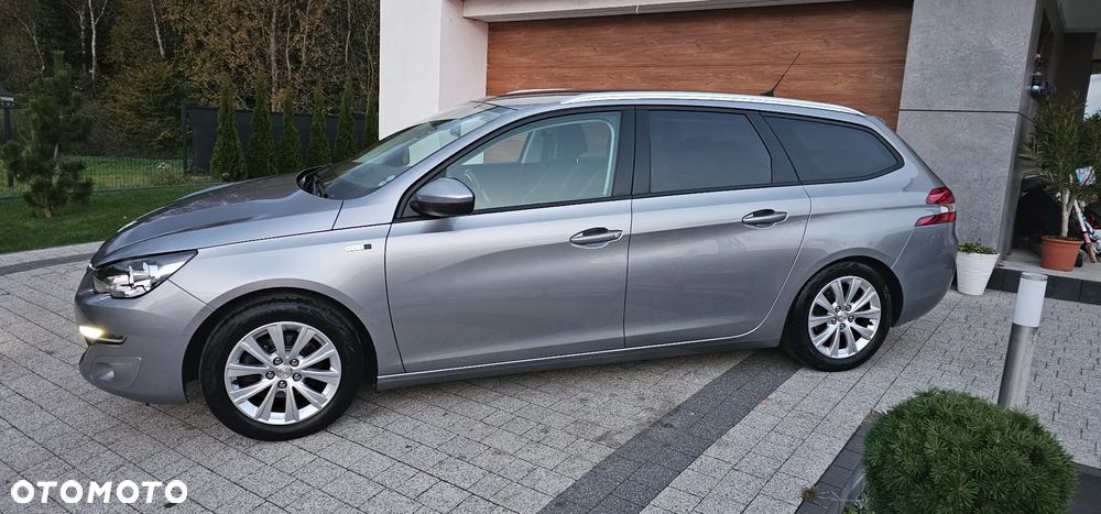 Peugeot 308 SW BlueHDi 120 Stop & Start Allure - 36