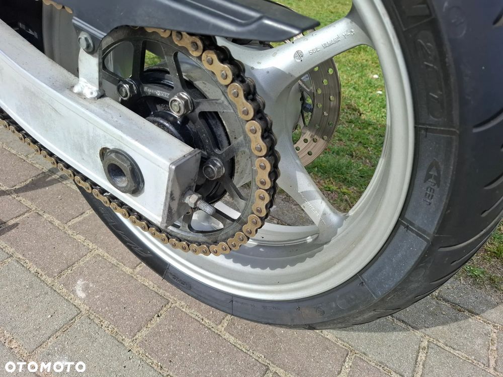 Yamaha FZ6 - 19