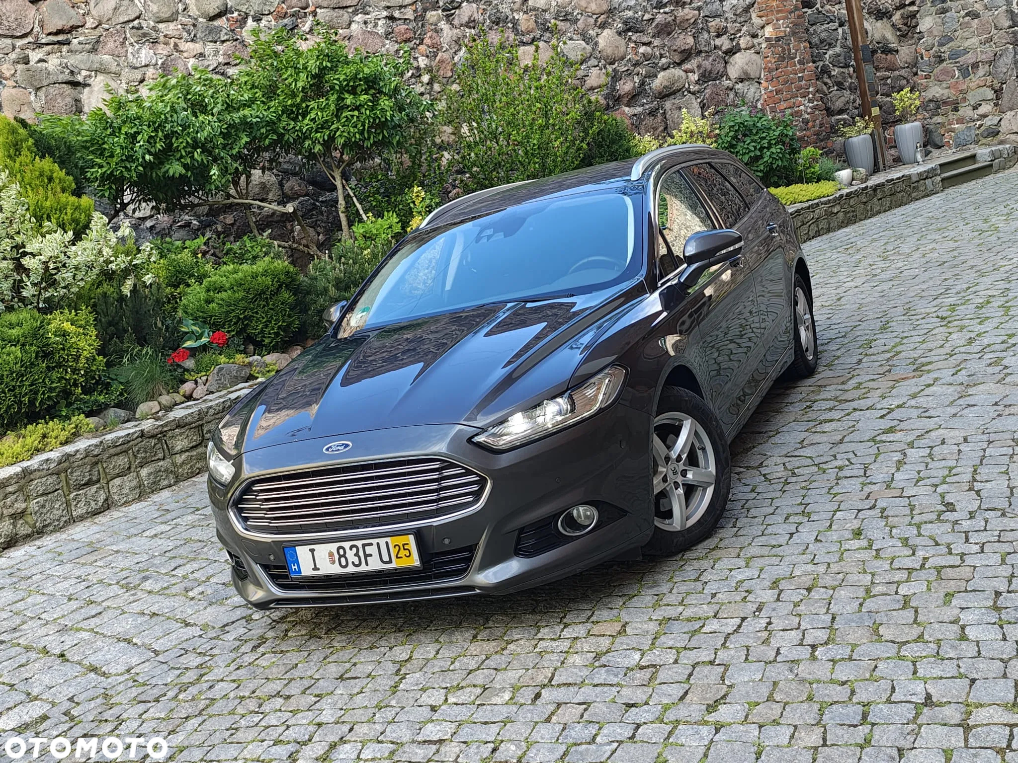 Ford Mondeo - 26