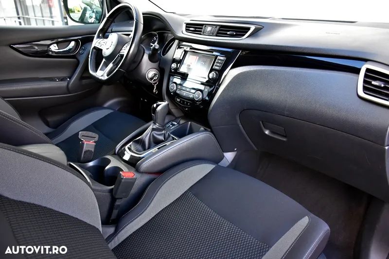 Nissan Qashqai 1.7 dCi Xtronic ALL-MODE 4x4i N-CONNECTA - 19