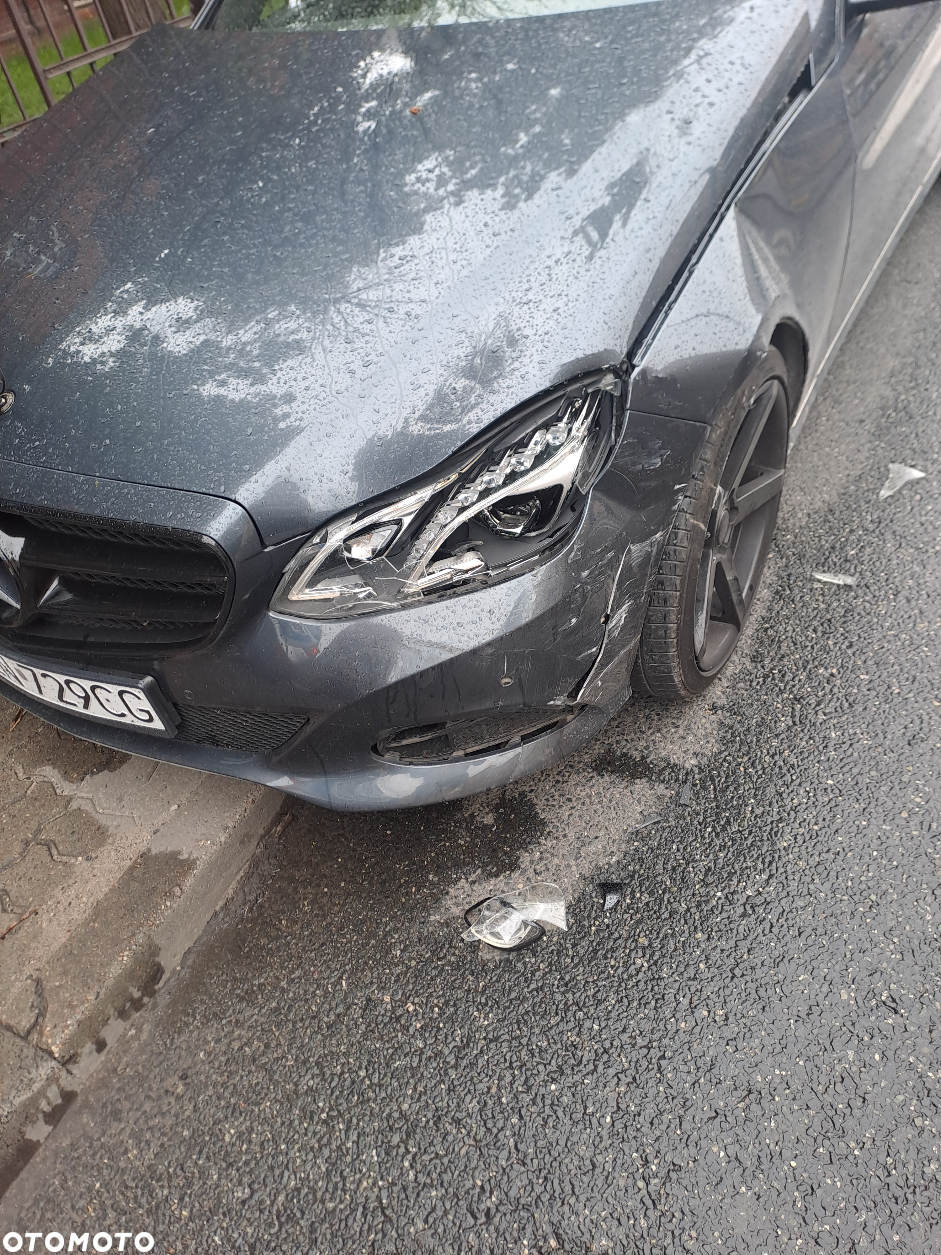 Mercedes-Benz Klasa E 220 T CDI DPF BlueEFFICIENCY 7G-TRONIC - 14