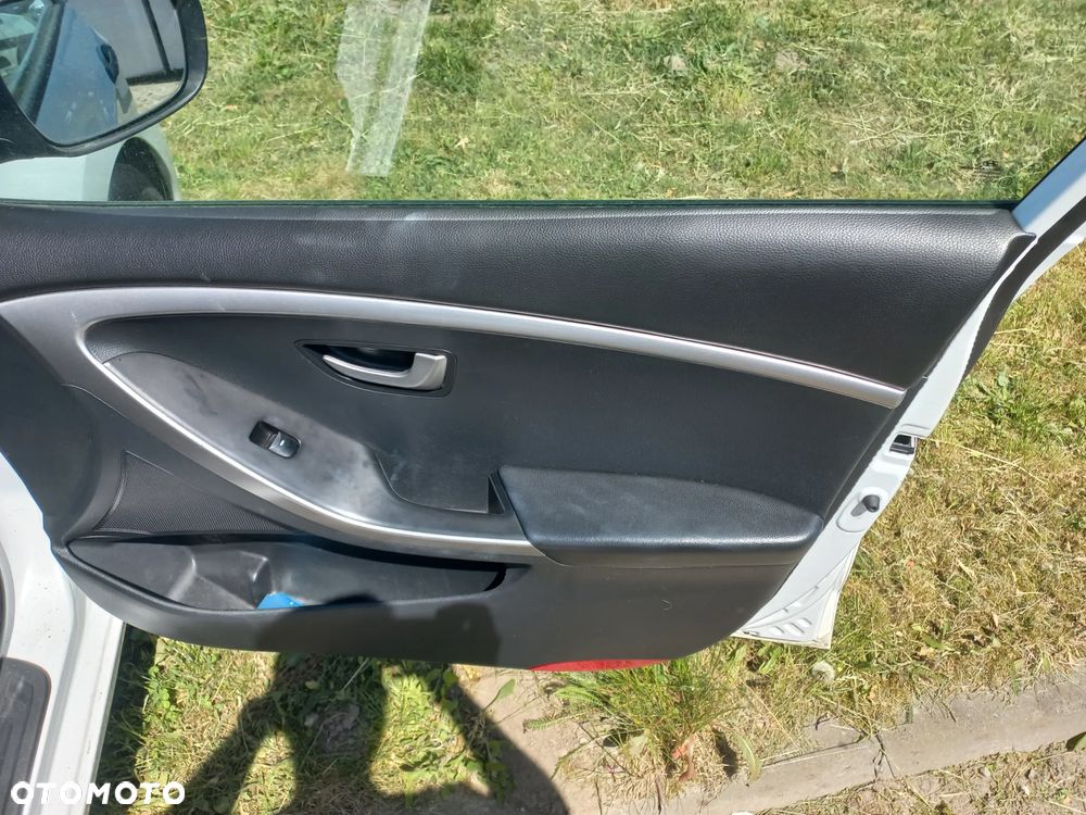 Hyundai i30 1.4 BlueDrive Run - 9