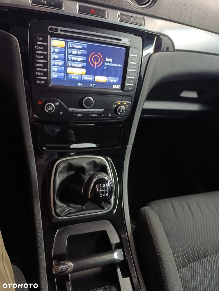 Ford S-Max 2.0 TDCi DPF Titanium - 25