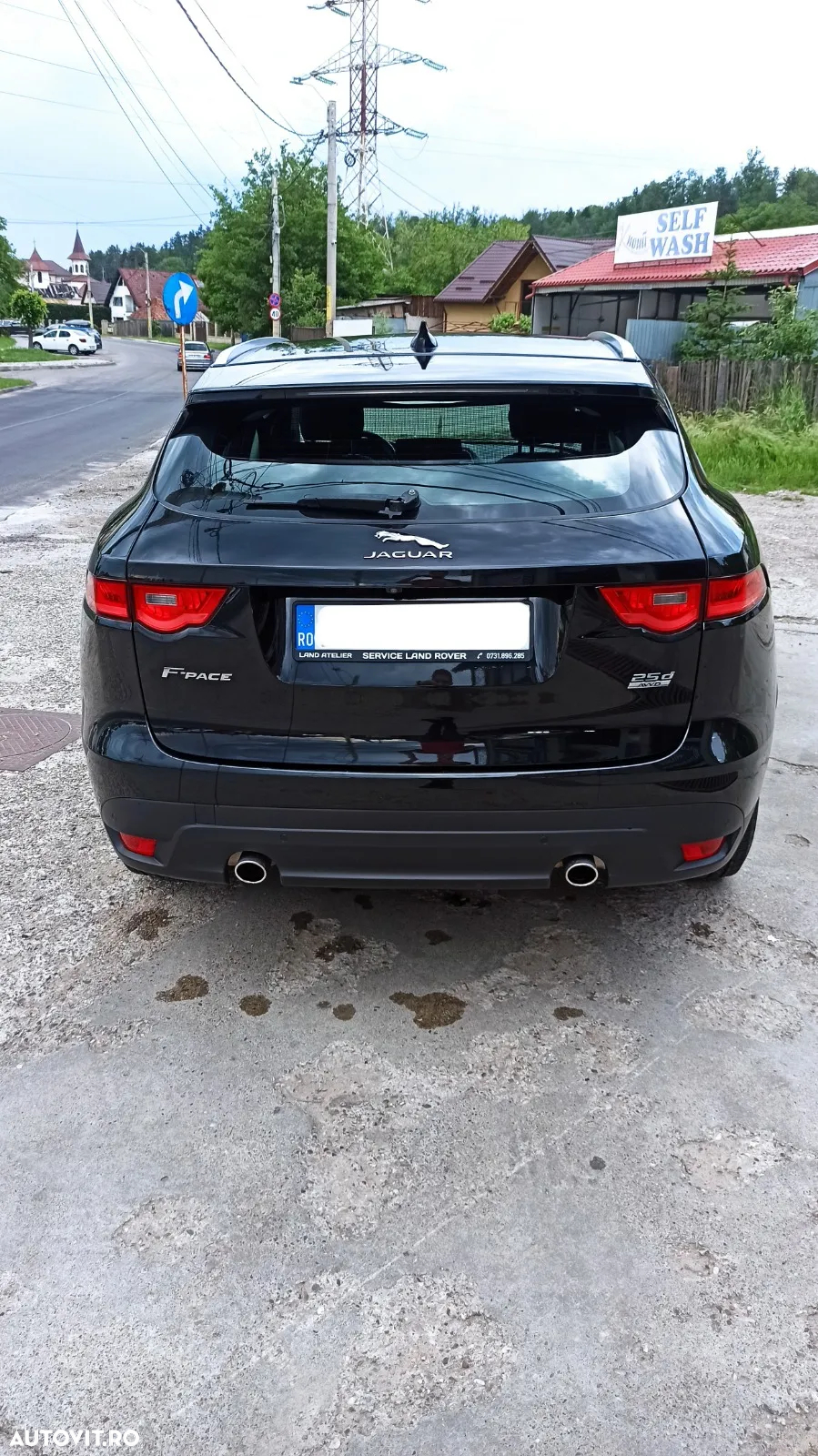 Jaguar F-Pace 25d AWD Pure - 7