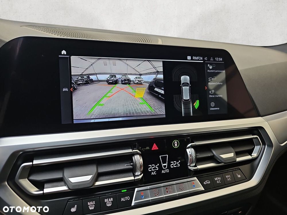 BMW Seria 3 320d xDrive - 17